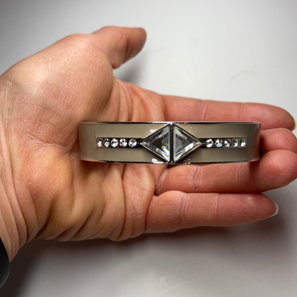 Lia Sophia Stretch Bracelet